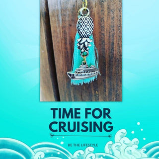 Cruise Keychain, Cruise Zipper Charm, Tassel Keychain, Upside Down Pineapple Keychain with a Cruise Ship Charm and Tassel, Swinger Cruise