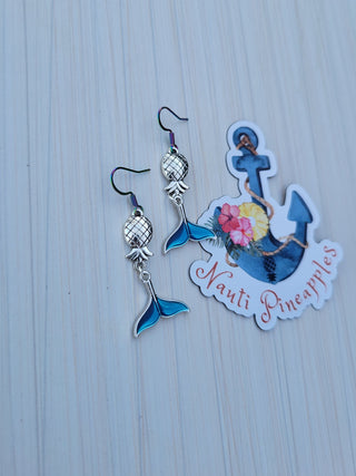 Oceanic Upside Down Pineapple Earrings / Silver Pineapple Earrings / Resort Style Jewelry for the Nauti Pineapples / Swinger Jewelry